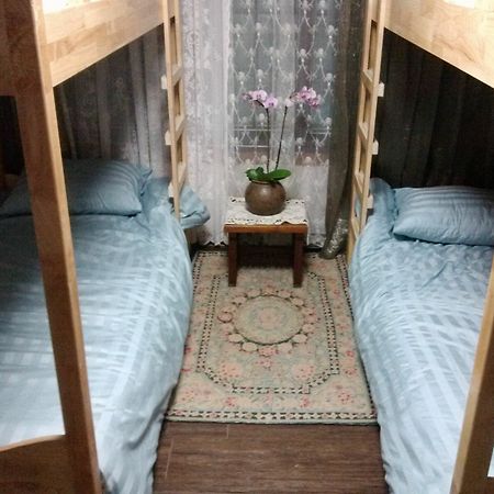 K Star Road Guesthouse - Hostel Szöul Kültér fotó