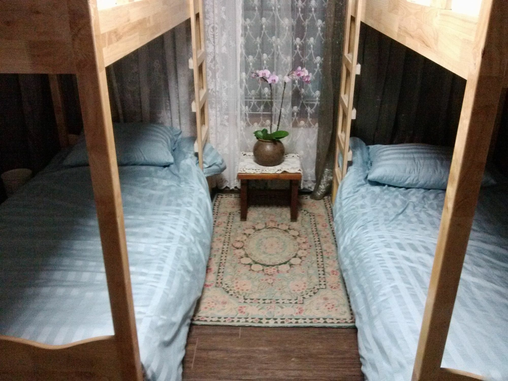 K Star Road Guesthouse - Hostel Szöul Kültér fotó
